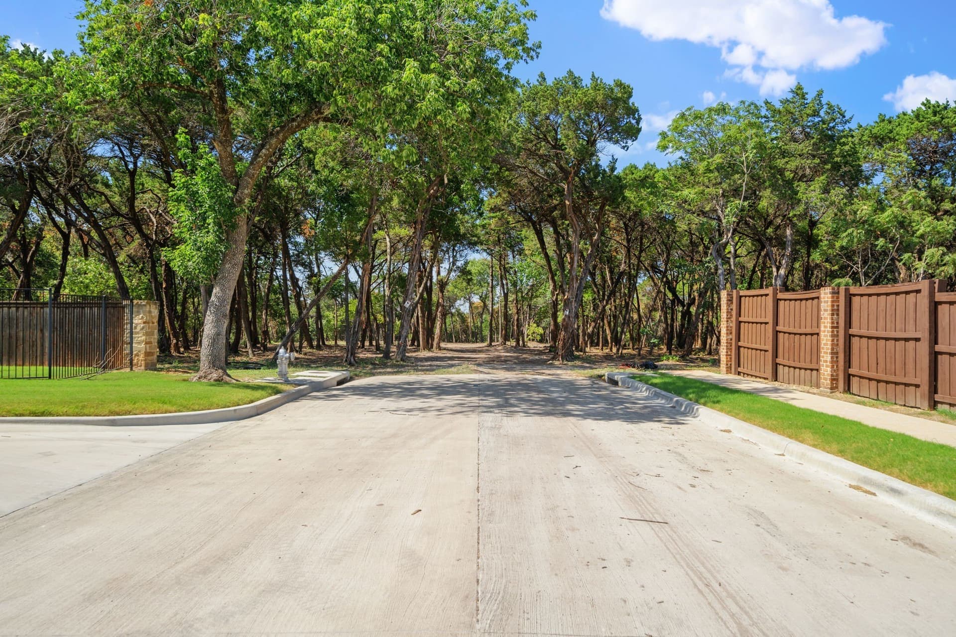 5.28 acres in Dallas County