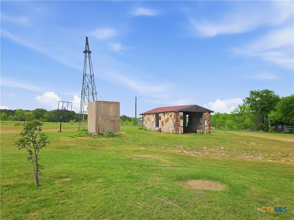 286.93 acres in Hamilton County - photo 7
