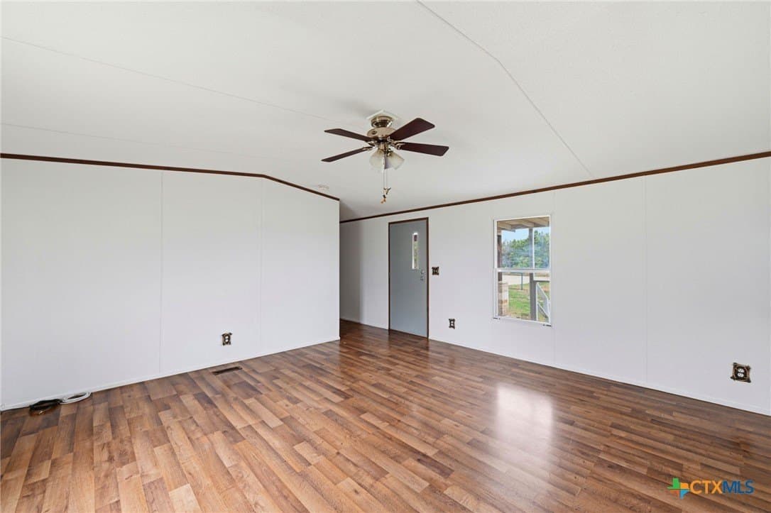 10.5 acres in Lampasas County featured view