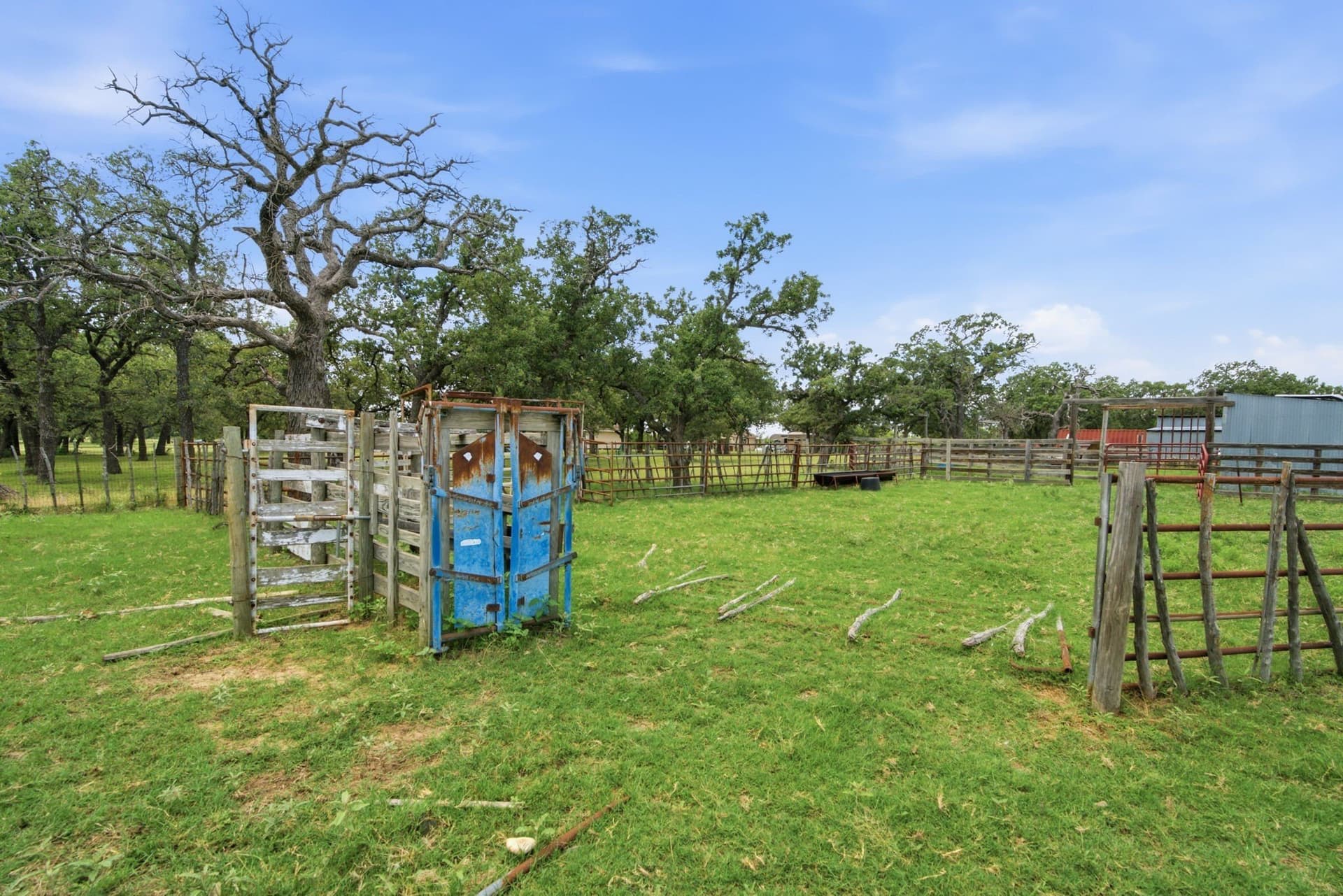 50.58 acres in Eastland County - photo 30