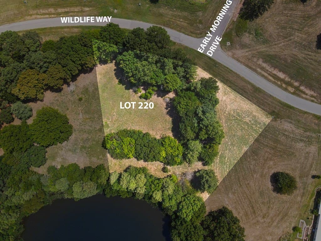 2.02 acres in Henderson County featured view