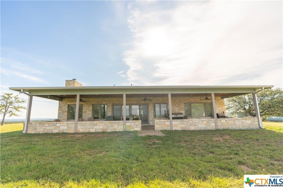189.92 acres in Blanco County - photo 18