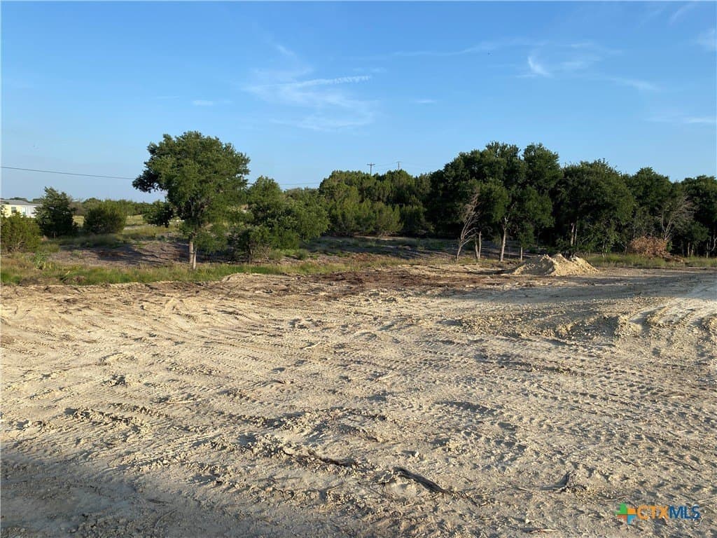 4 acres in Lampasas County gallery image 4