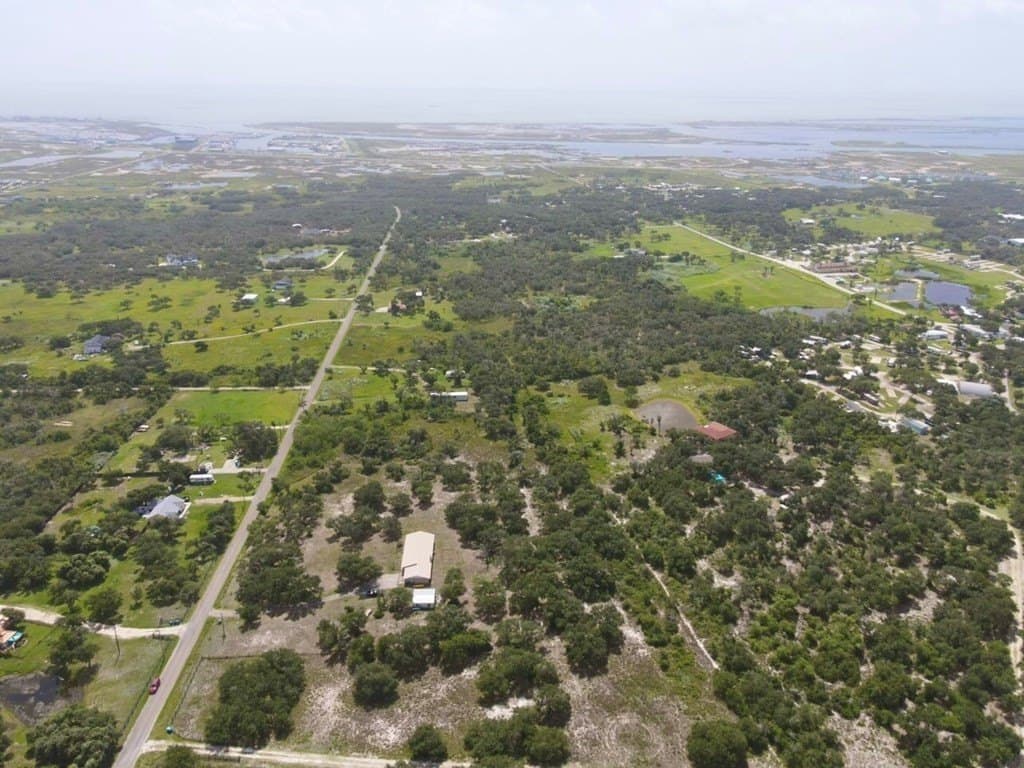 5.78 acres in Aransas County - photo 3