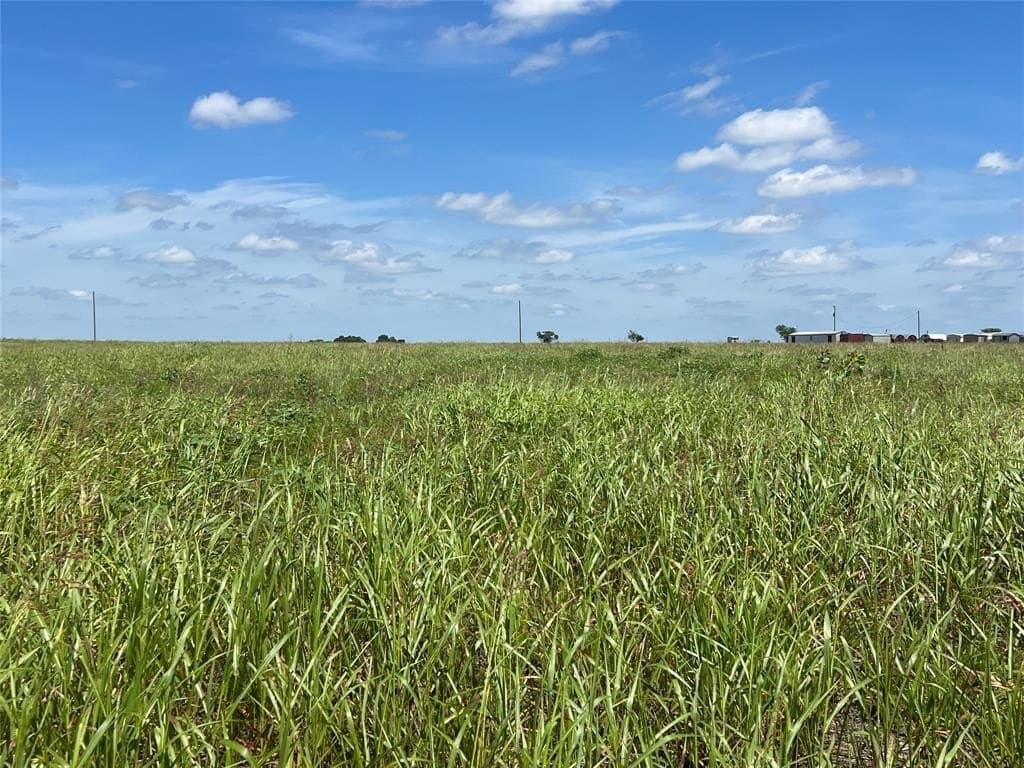 10.1 acres in Hill County featured view