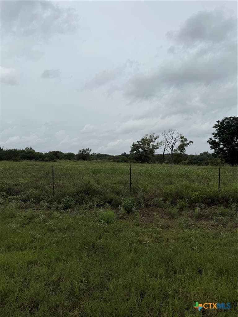 0.24 acres in Comal County - photo 10