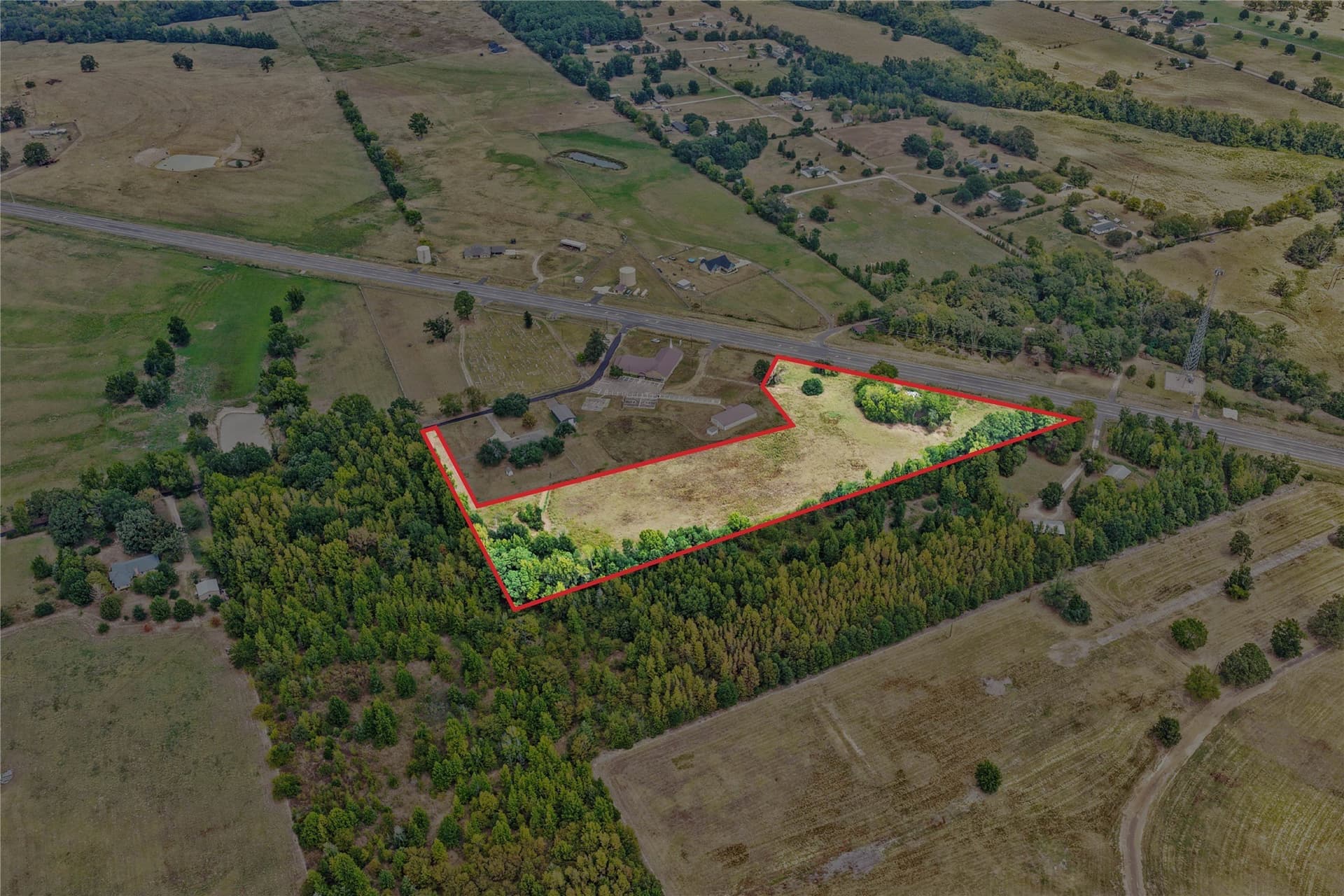 7.55 acres in Titus County - photo 3