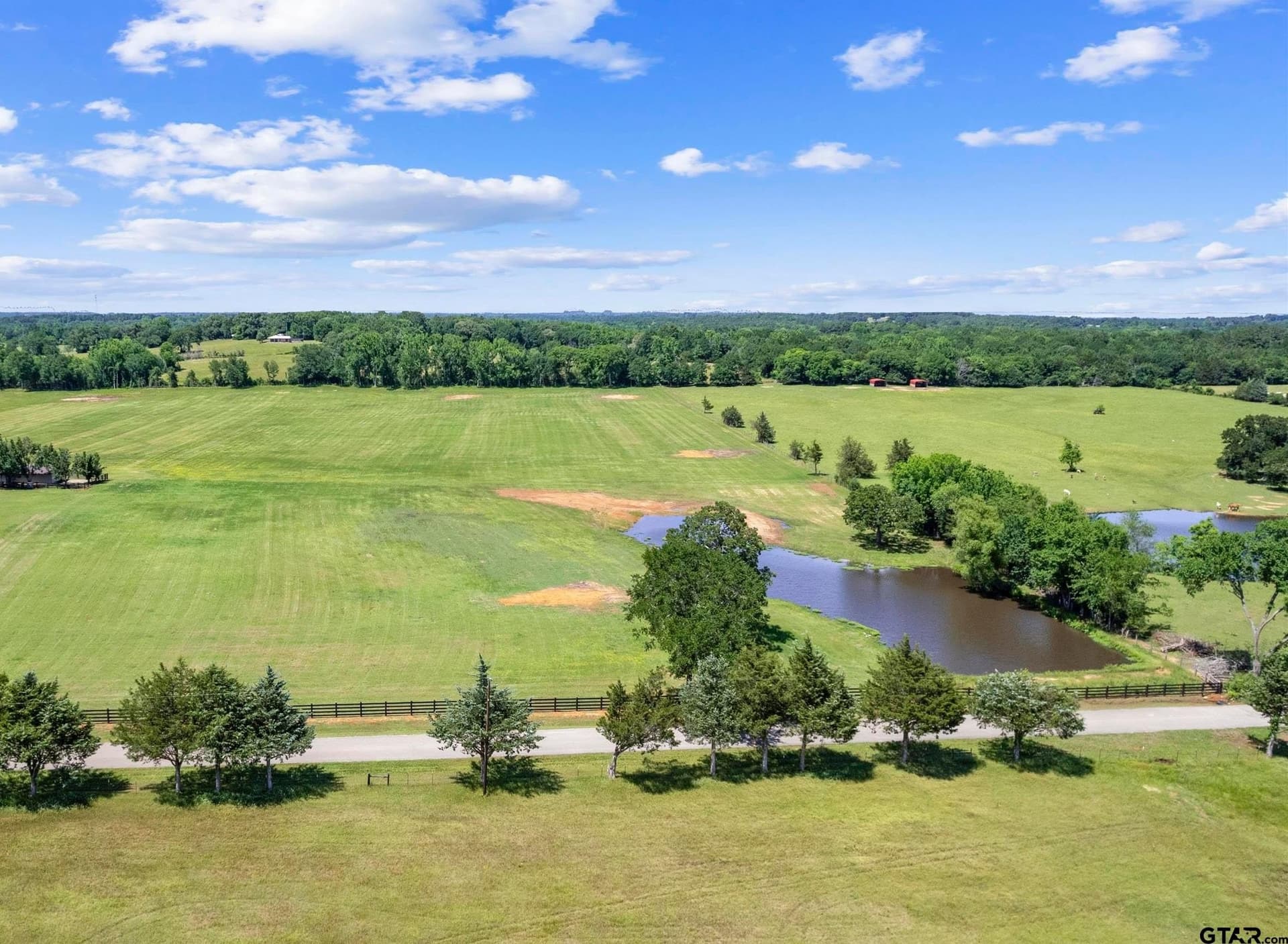 15.87 acres in Smith County gallery image 2