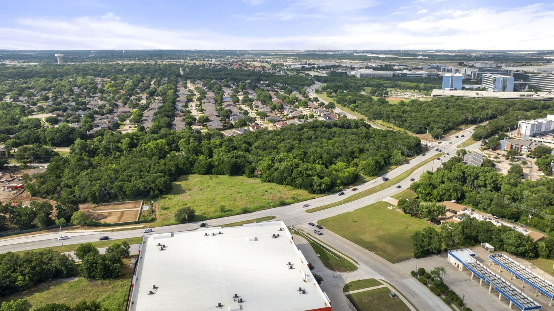 6.87 acres in Tarrant County - photo 2