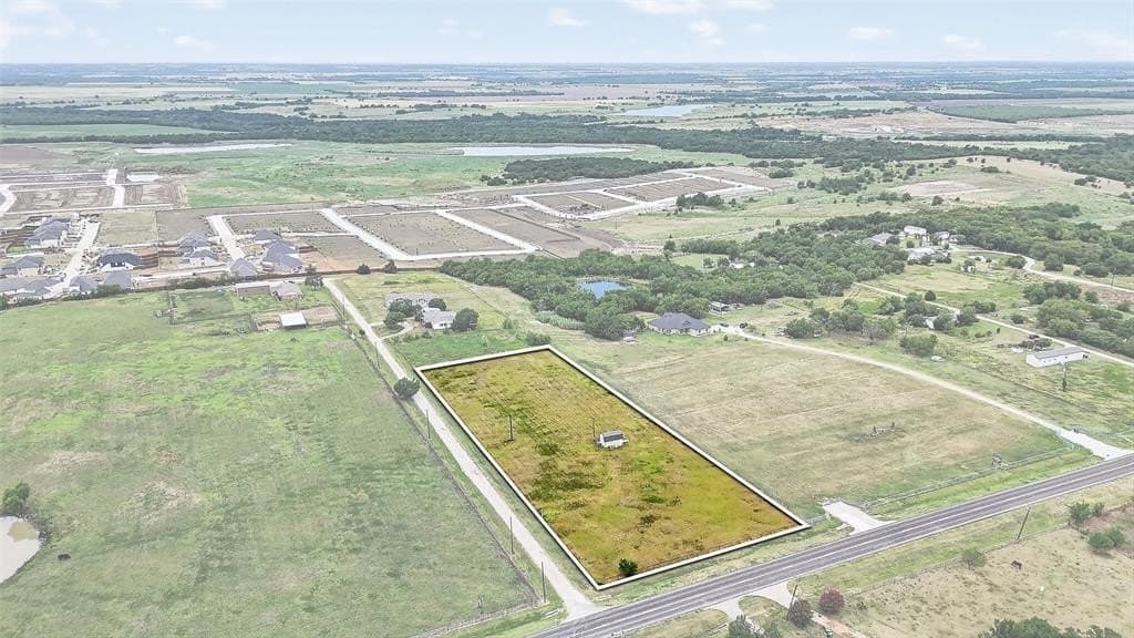 2.1 acres in Collin County featured view