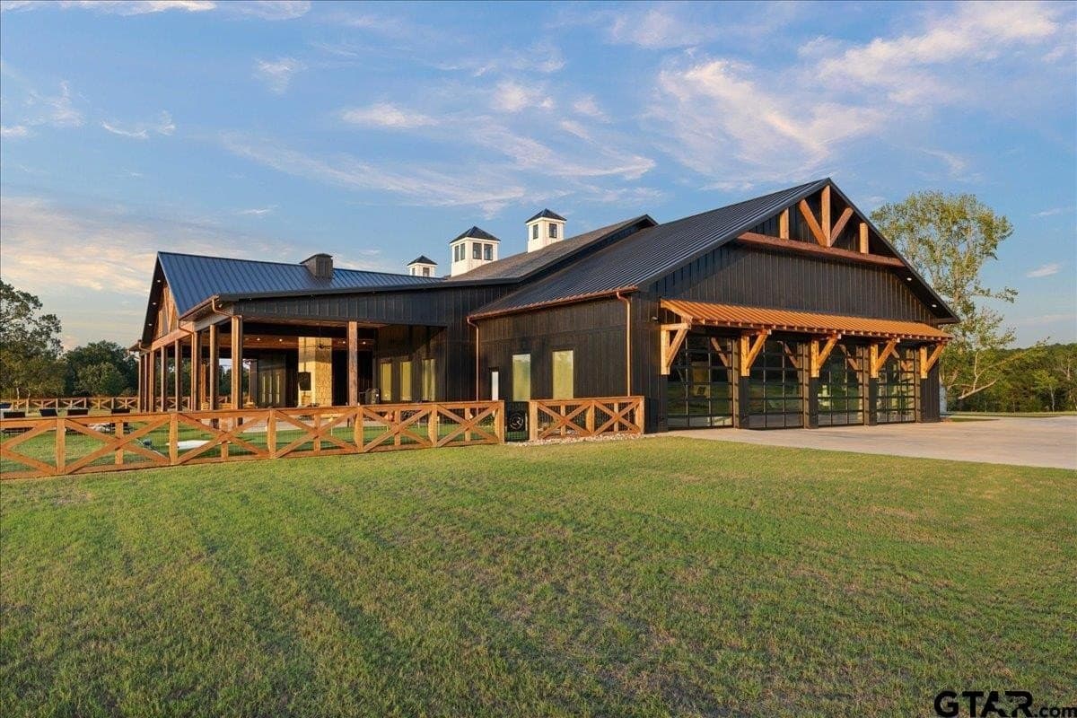 333 acres in Smith County gallery image 4