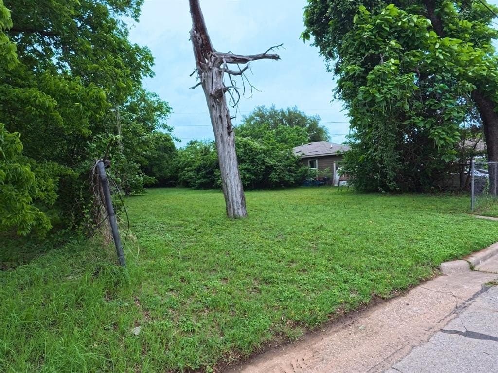 0.14 acres in McLennan County gallery image 2