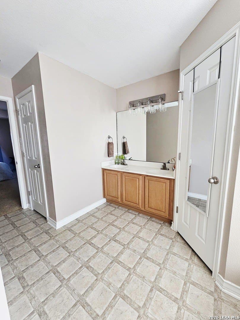10.5 acres in Frio County - photo 7