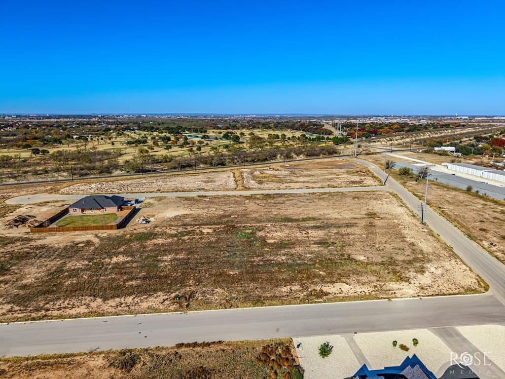 0.5 acres in Tom Green County gallery image 3