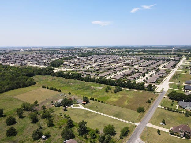 9.57 acres in Collin County gallery image 2