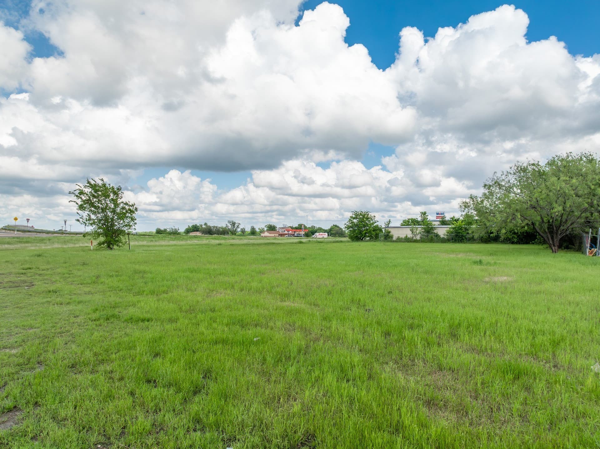 0.95 acres in McLennan County - photo 17