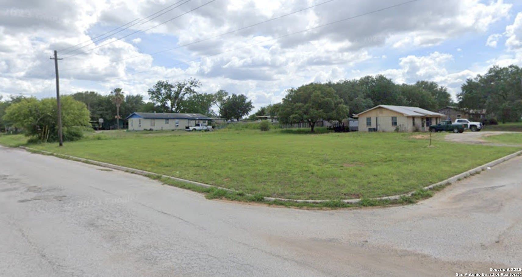0.29 acres in Frio County gallery image 3