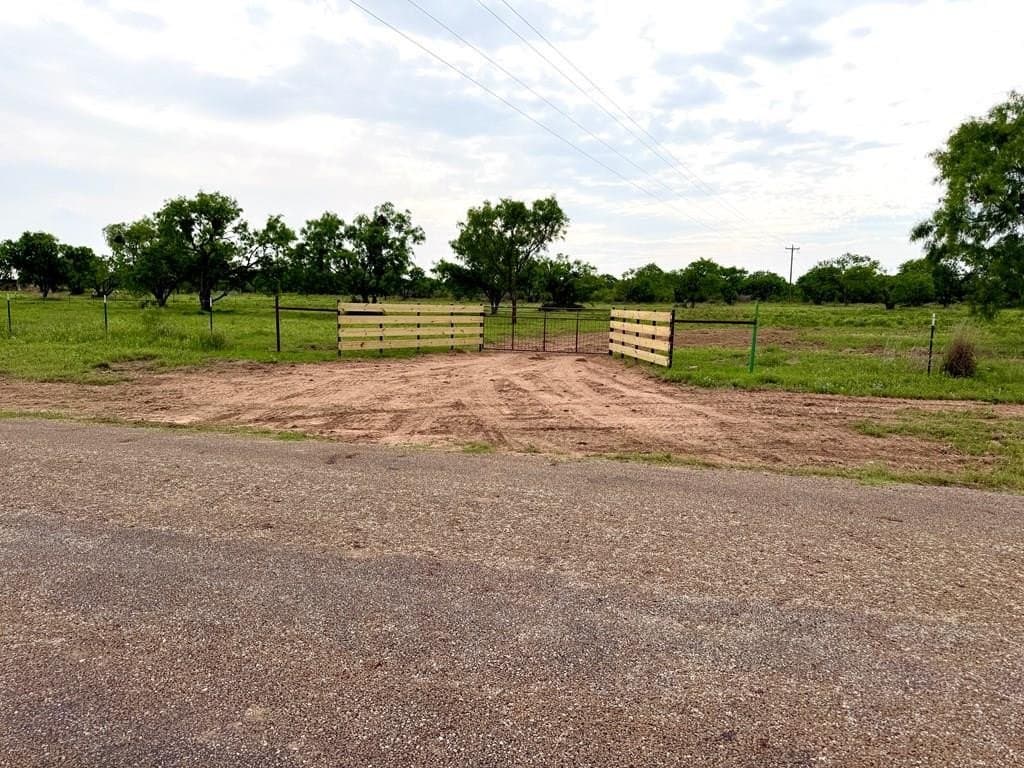 10.2 acres in Mason County