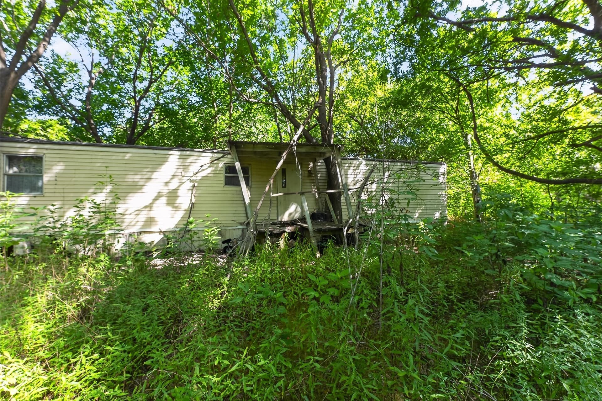 0.37 acres in Navarro County - photo 9