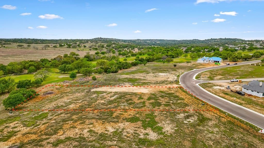 0.56 acres in Kerr County gallery image 4