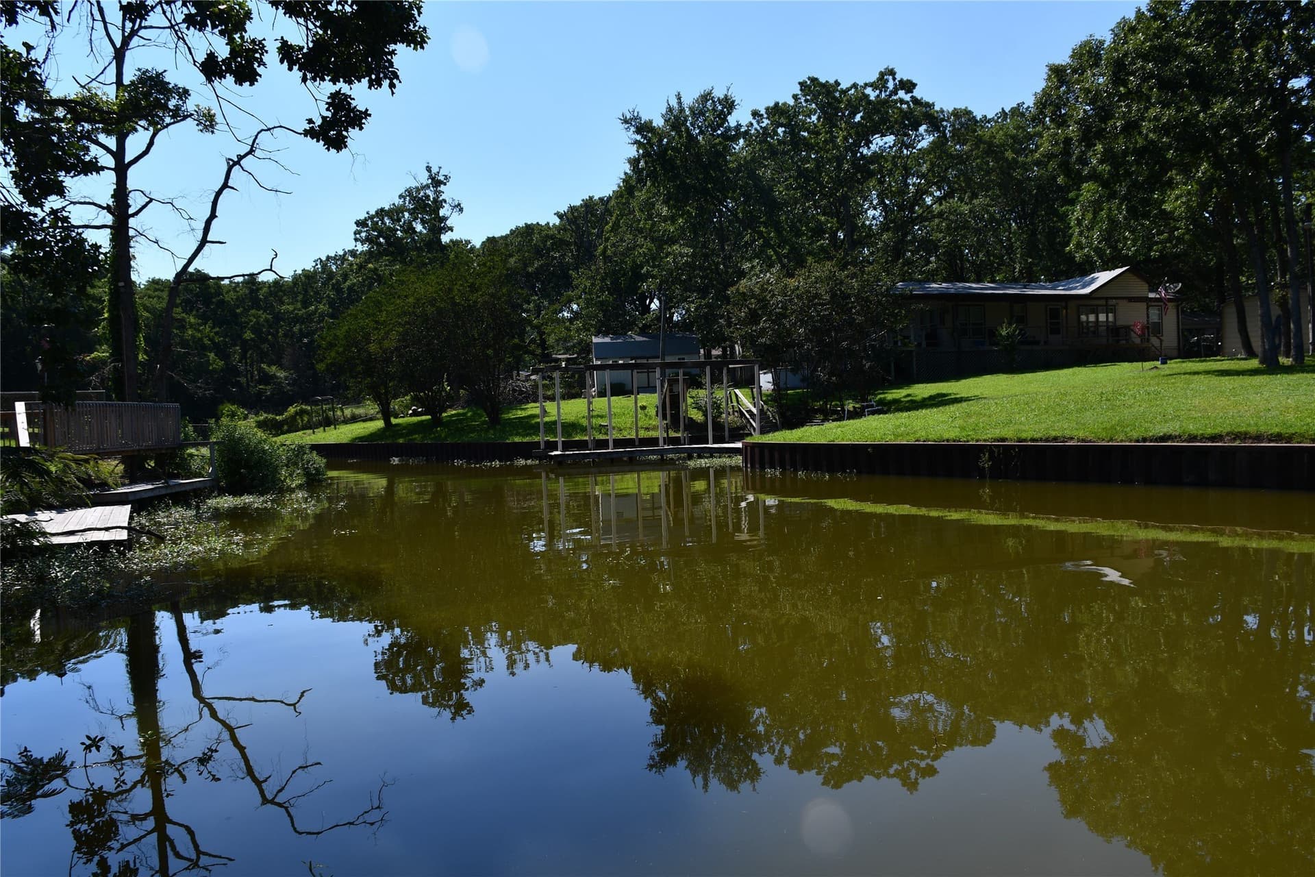 0.07 acres in Henderson County - photo 15