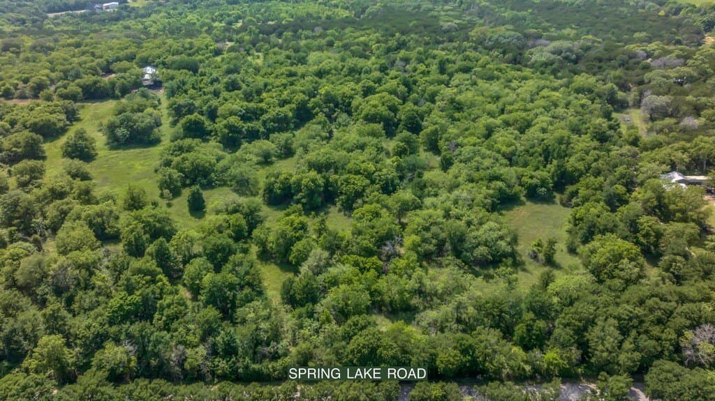 2.41 acres in McLennan County gallery image 2