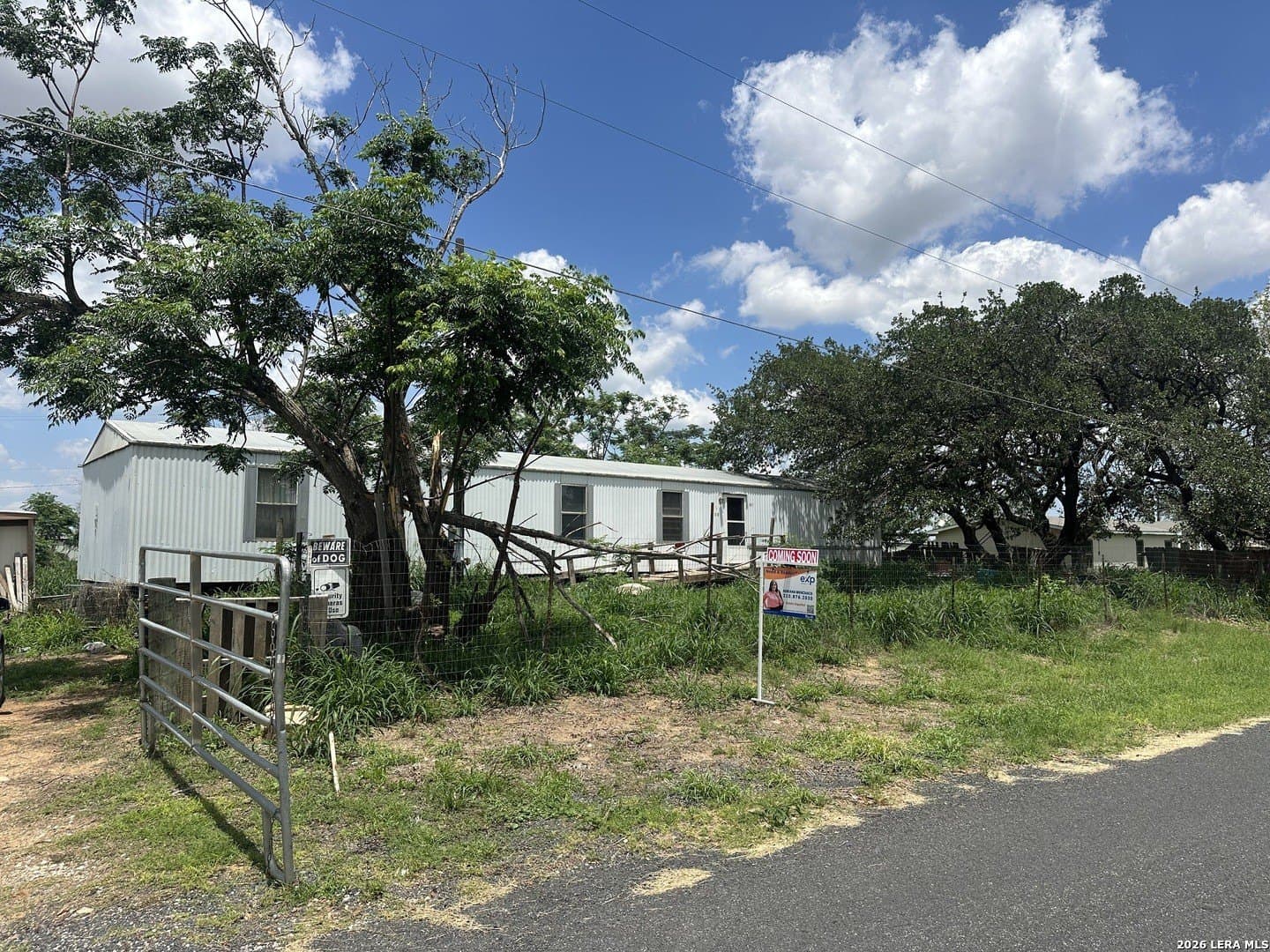 0.33 acres in Atascosa County gallery image 2