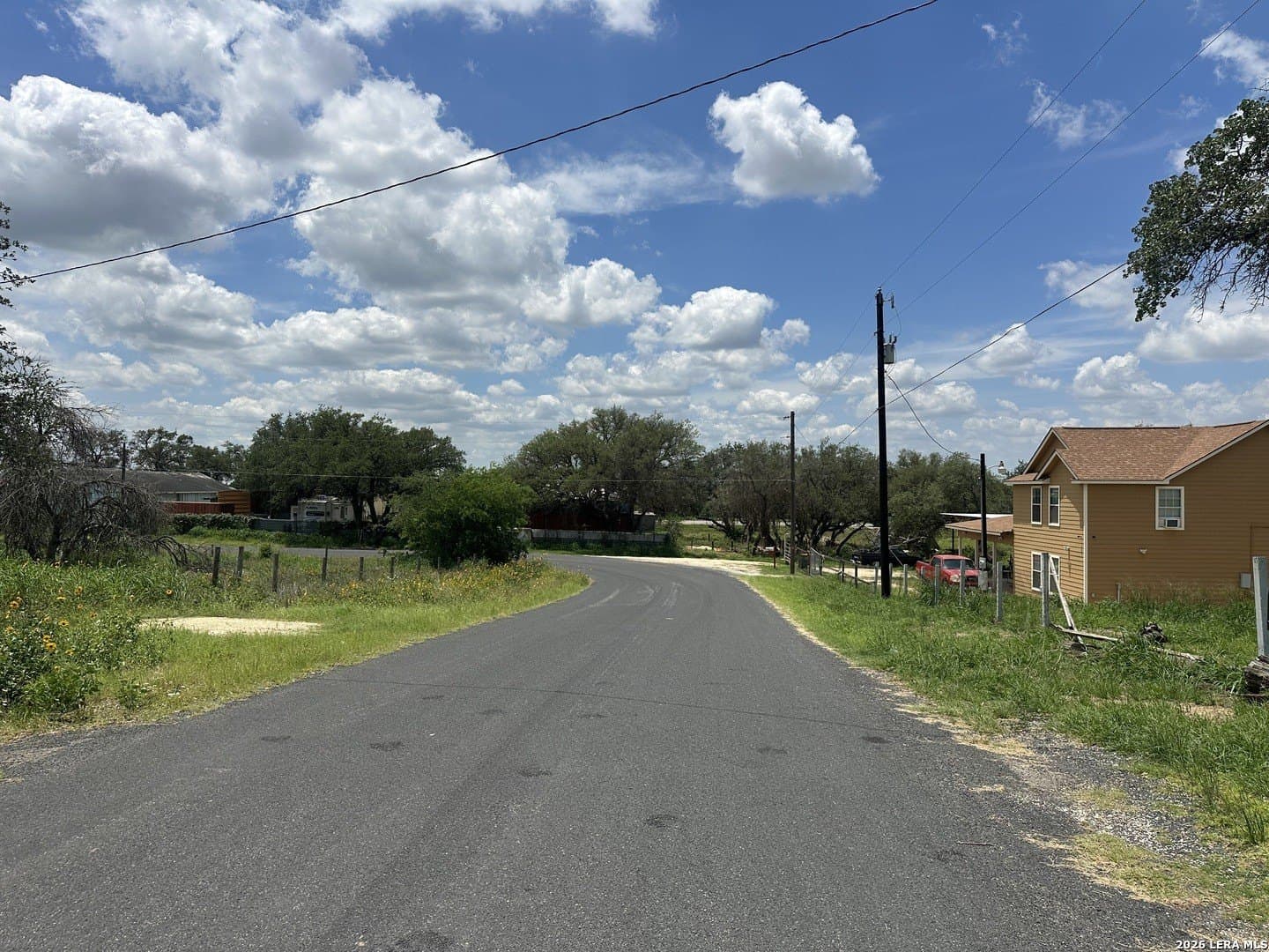 0.33 acres in Atascosa County gallery image 4