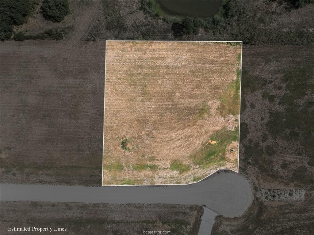 1.01 acres in Burleson County - photo 3