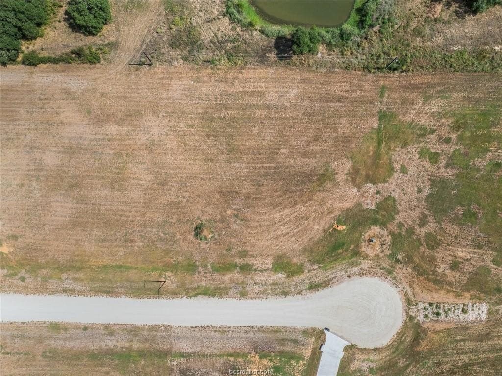1.01 acres in Burleson County - photo 2