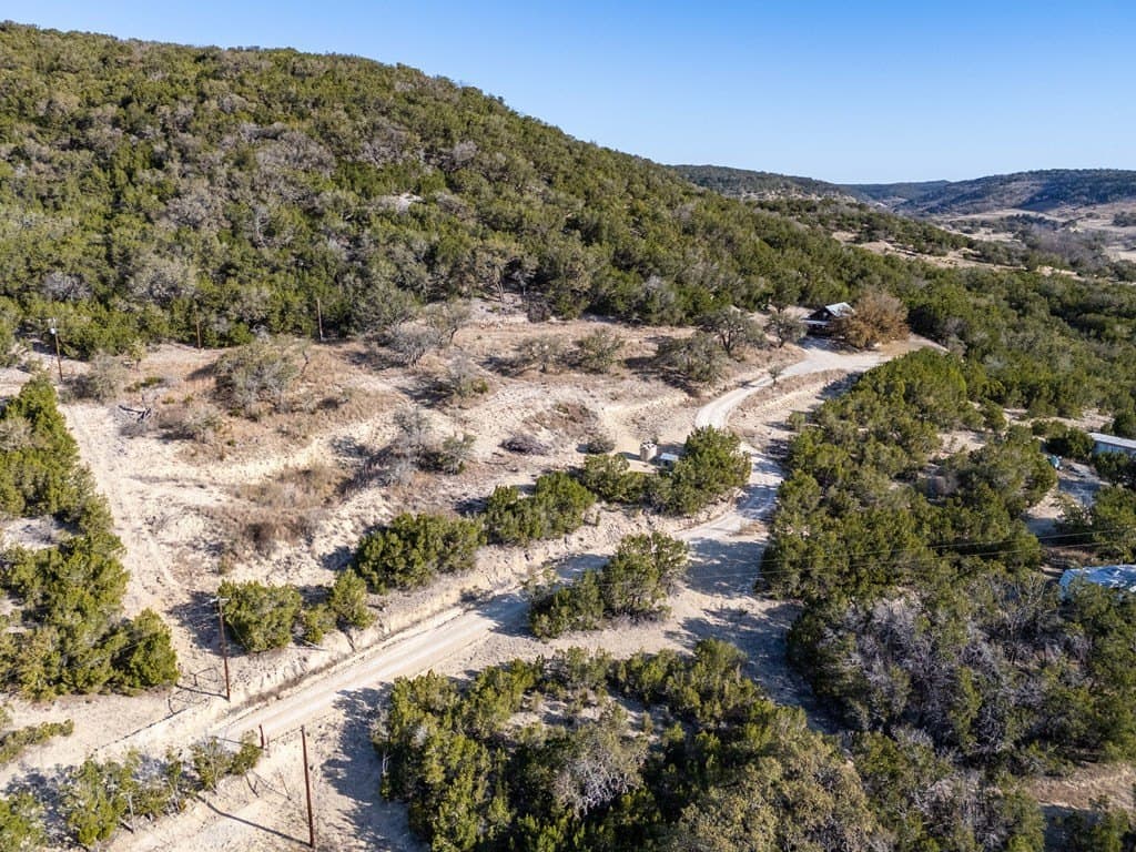 10.16 acres in Bandera County gallery image 4