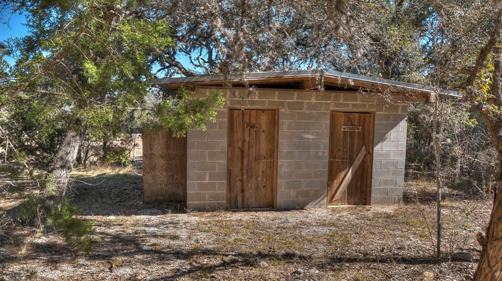 10 acres in Uvalde County - photo 58