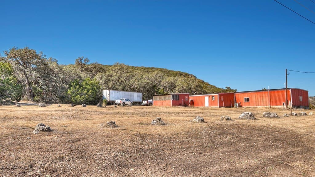 10 acres in Uvalde County - photo 8