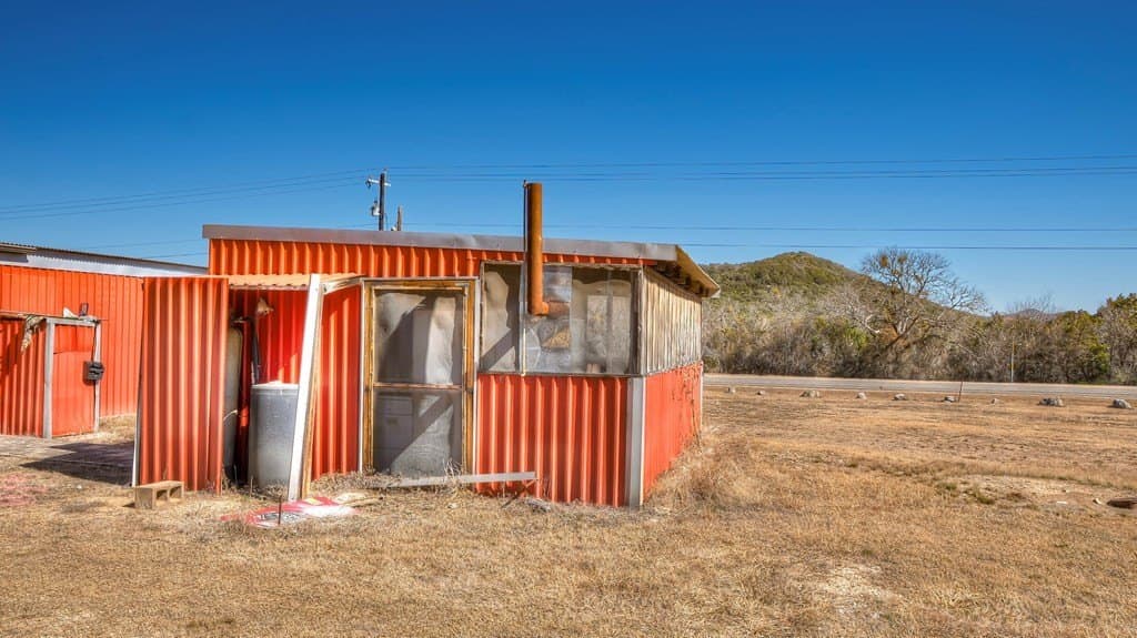 10 acres in Uvalde County - photo 11