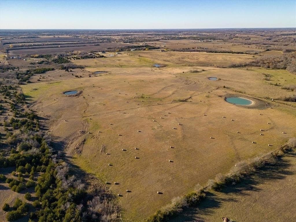77.02 acres in Hunt County - photo 11