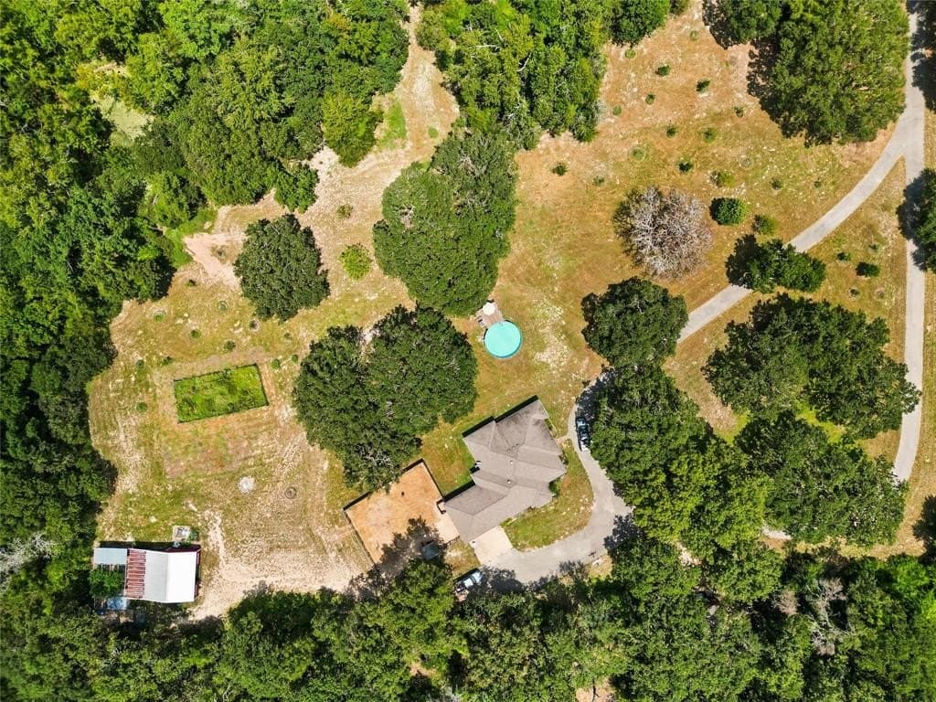 16.7 acres in Smith County gallery image 2