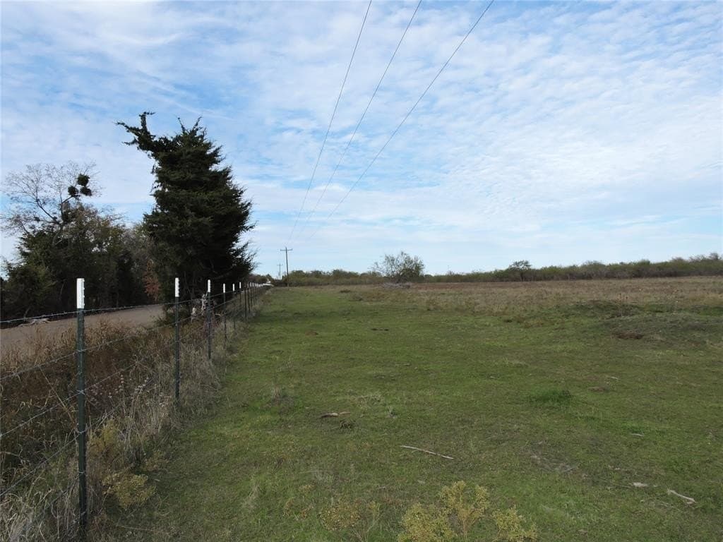 98.56 acres in Kaufman County featured view