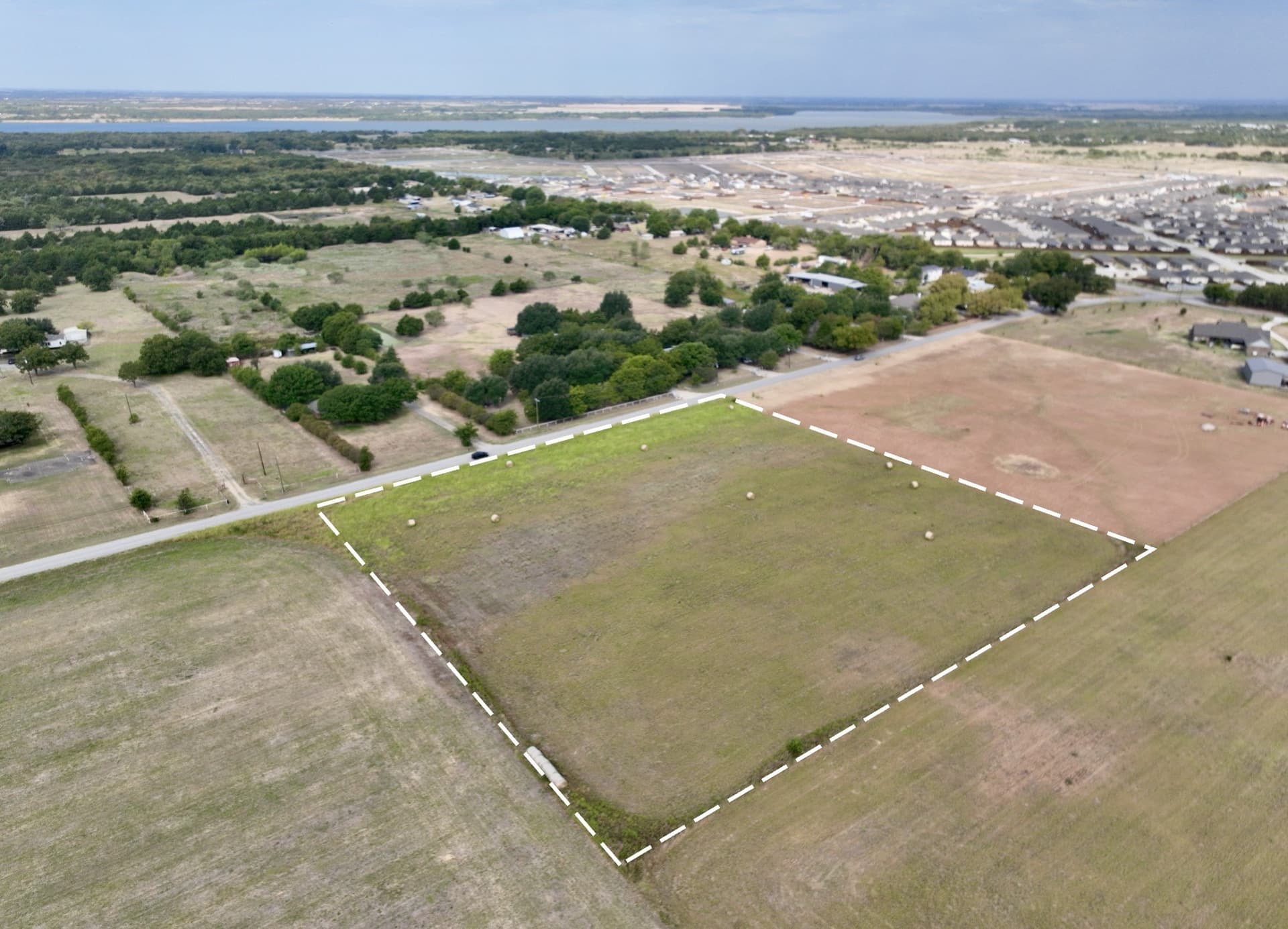 5.34 acres in Ellis County - photo 3