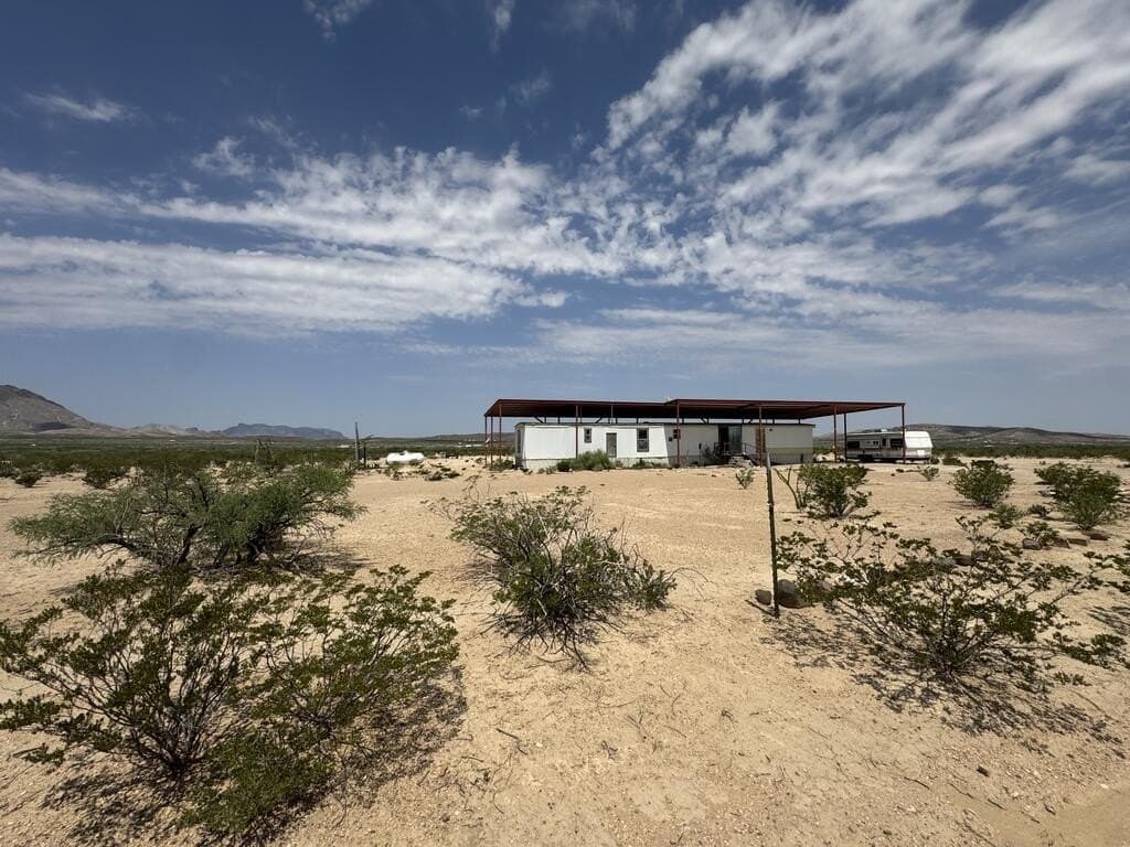 10 acres in Brewster County - photo 2