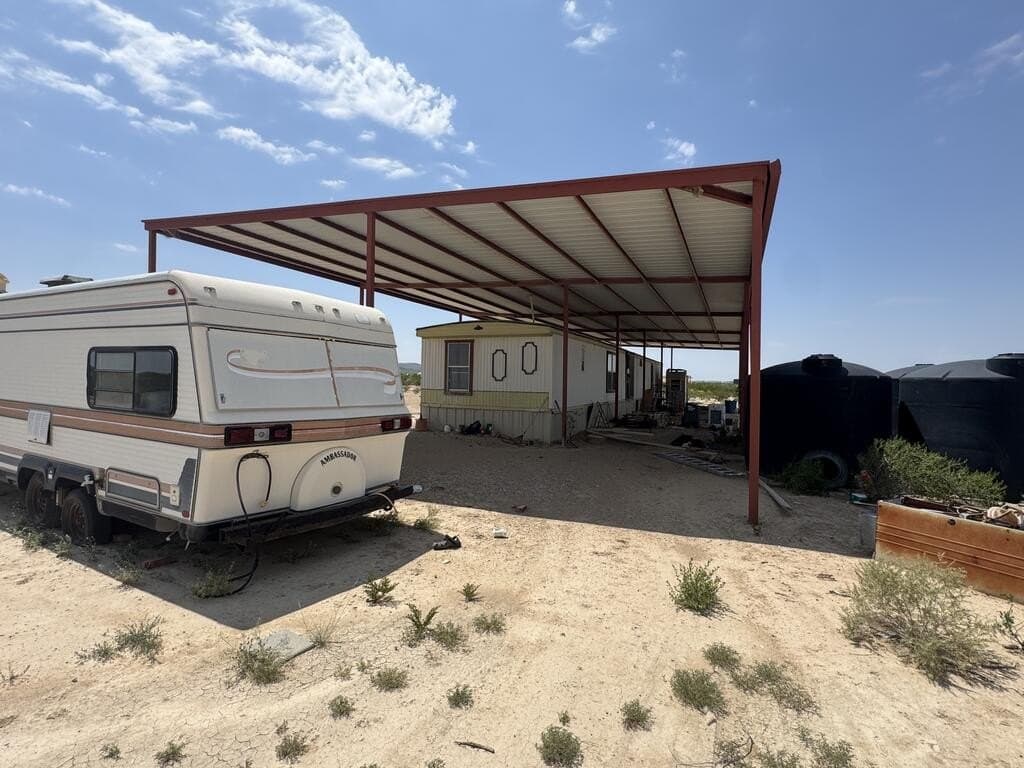 10 acres in Brewster County - photo 4