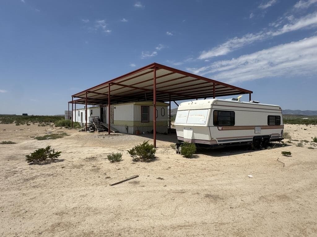 10 acres in Brewster County - photo 3