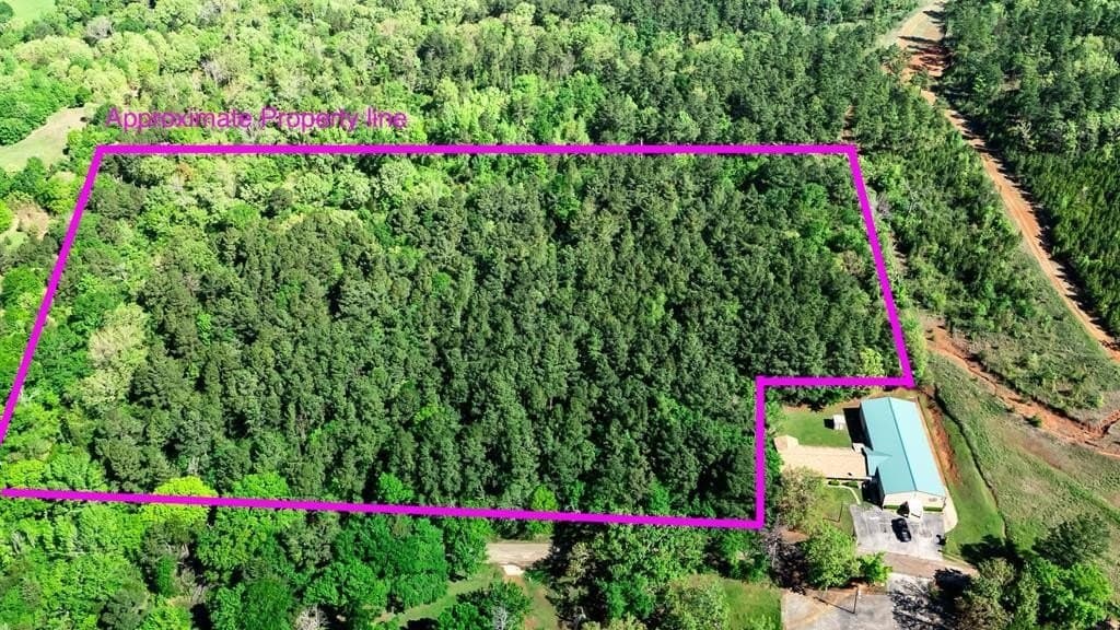 10.08 acres in Henderson County