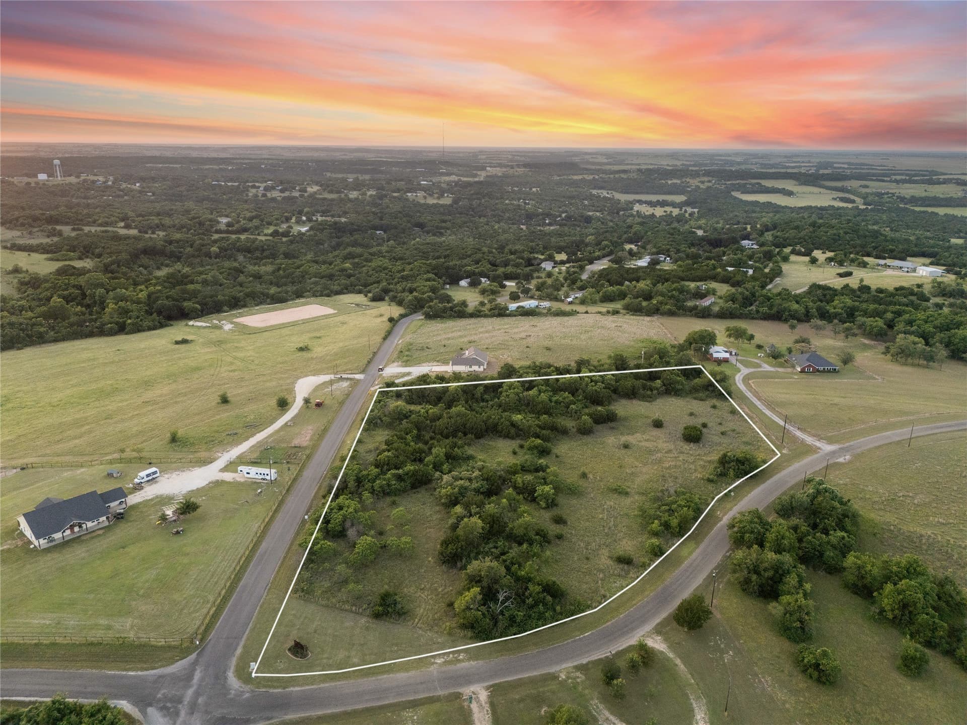 4.65 acres in McLennan County - photo 3