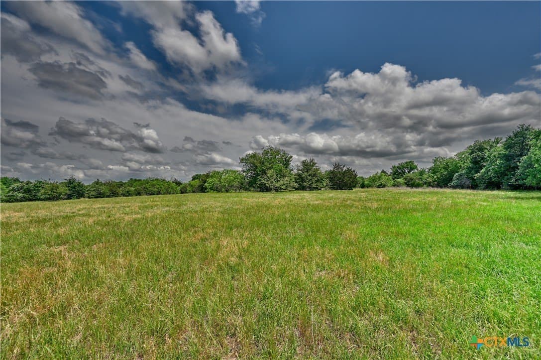107.46 acres in Bastrop County - photo 7