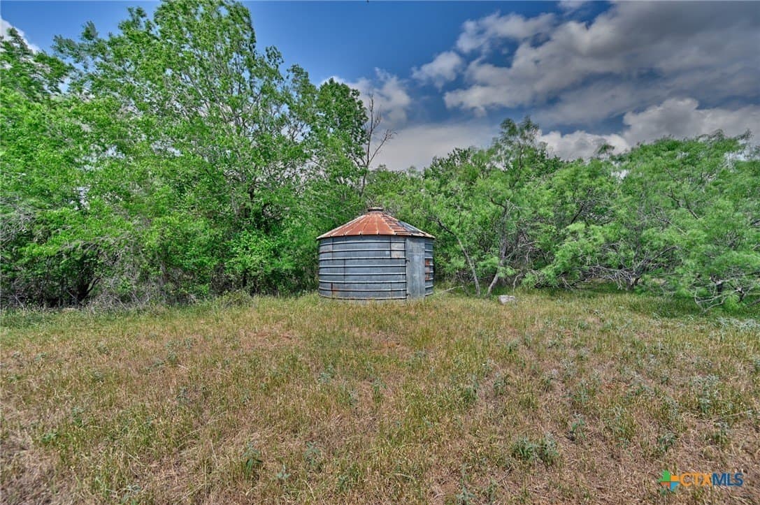 107.46 acres in Bastrop County - photo 11