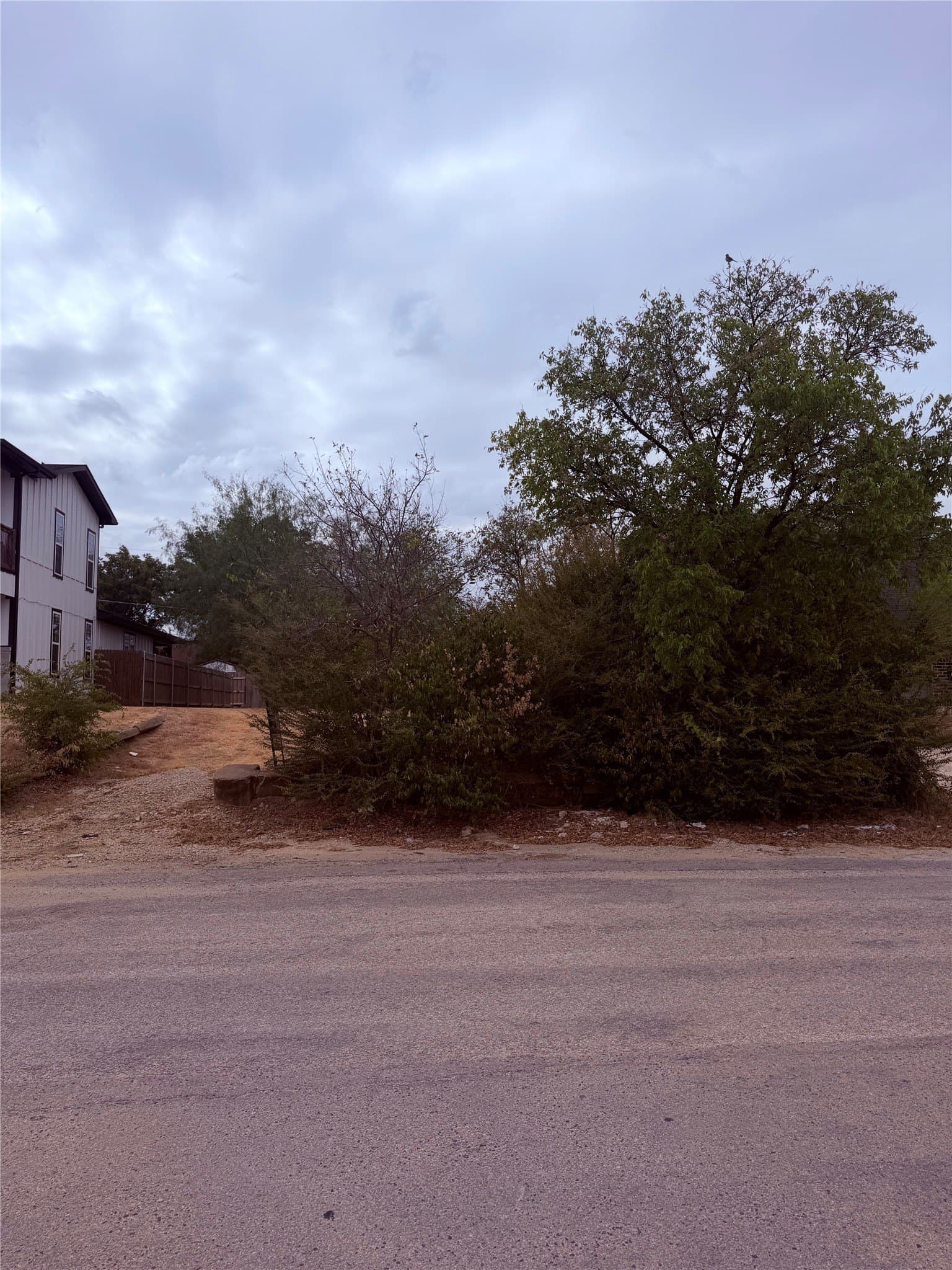 0.13 acres in Tarrant County - photo 7