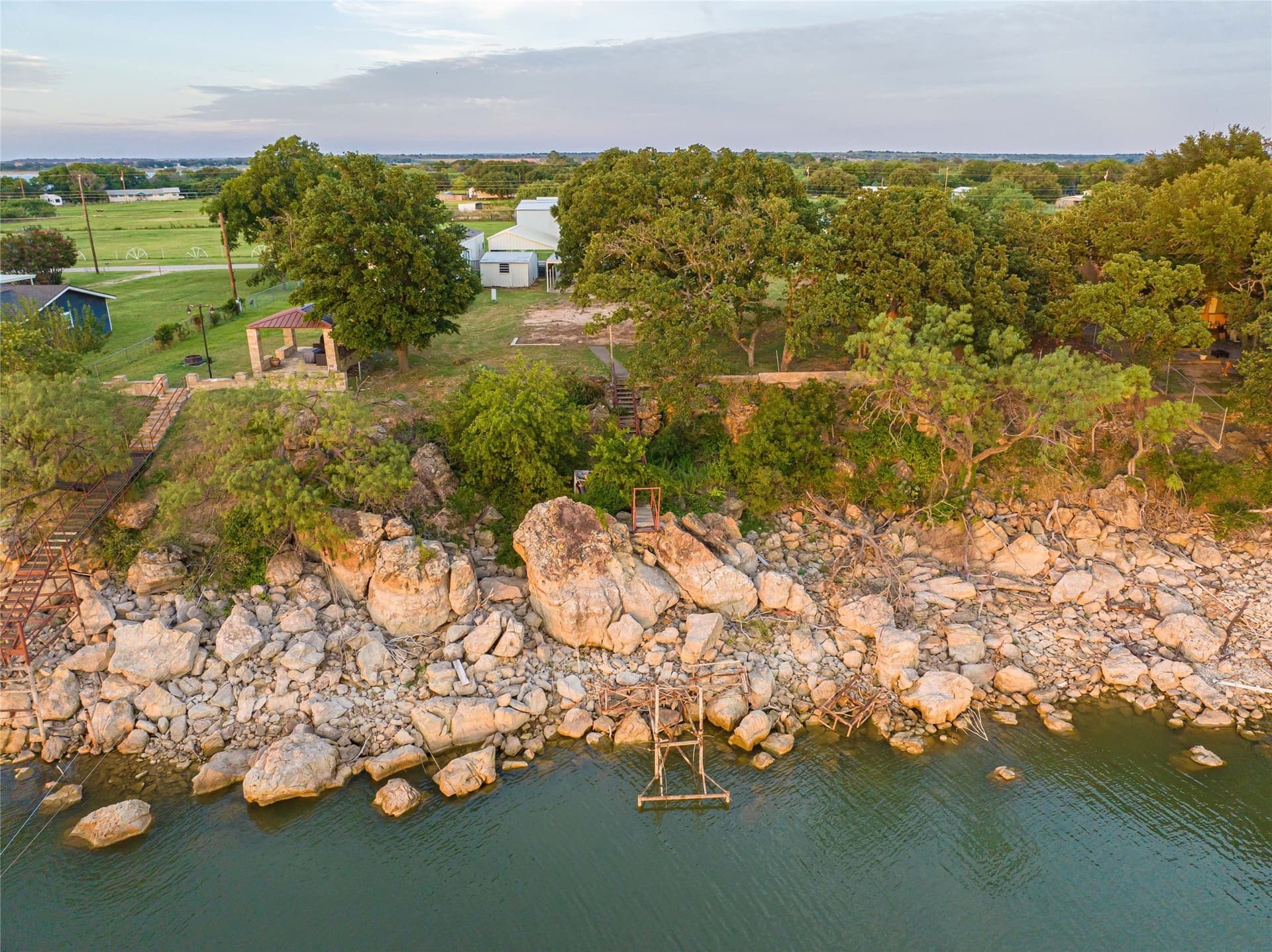 0.92 acres in Stephens County - photo 14