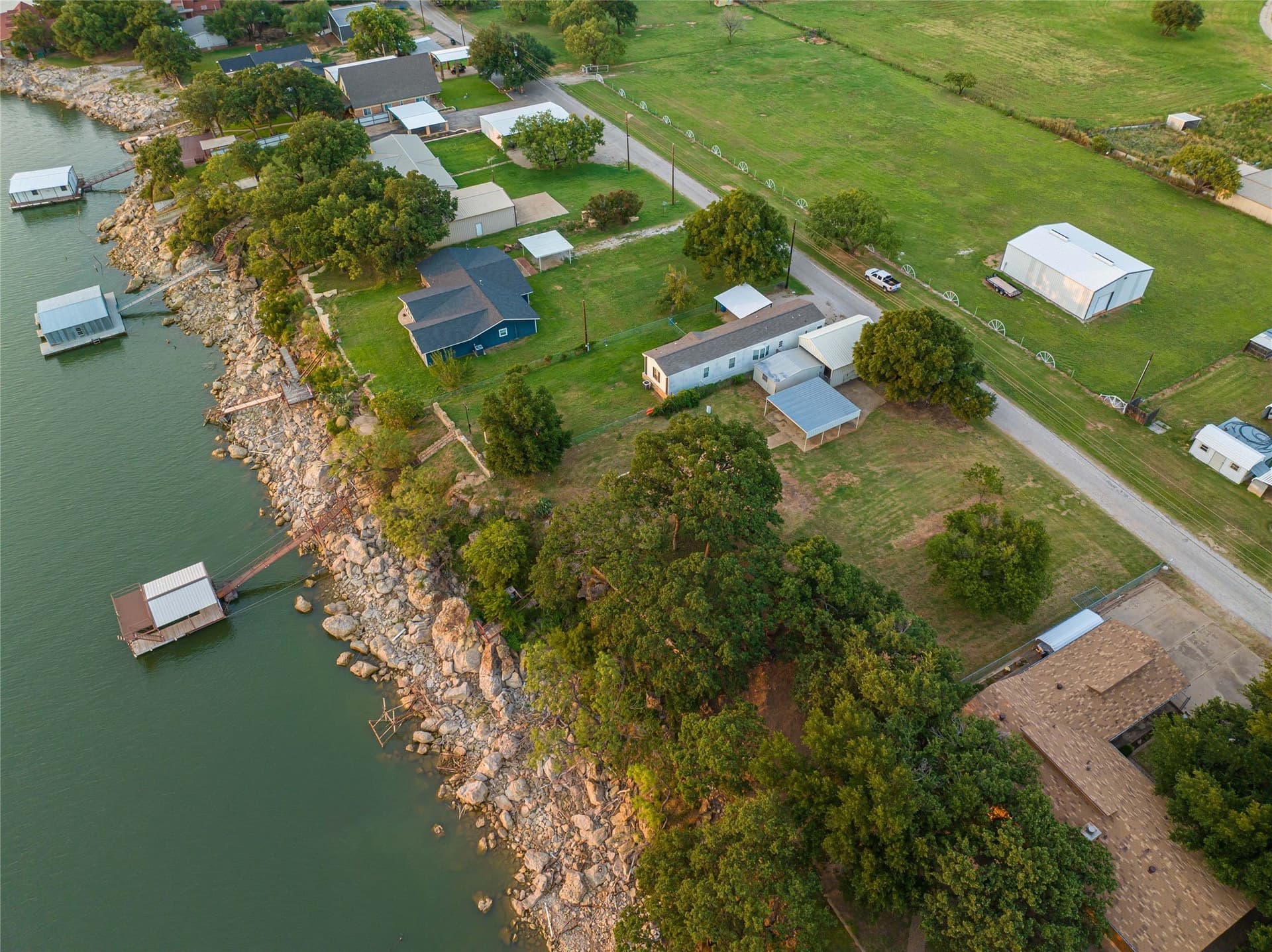 0.92 acres in Stephens County - photo 18