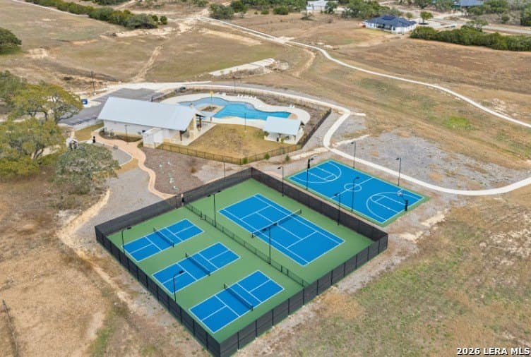 1.01 acres in Comal County - photo 3