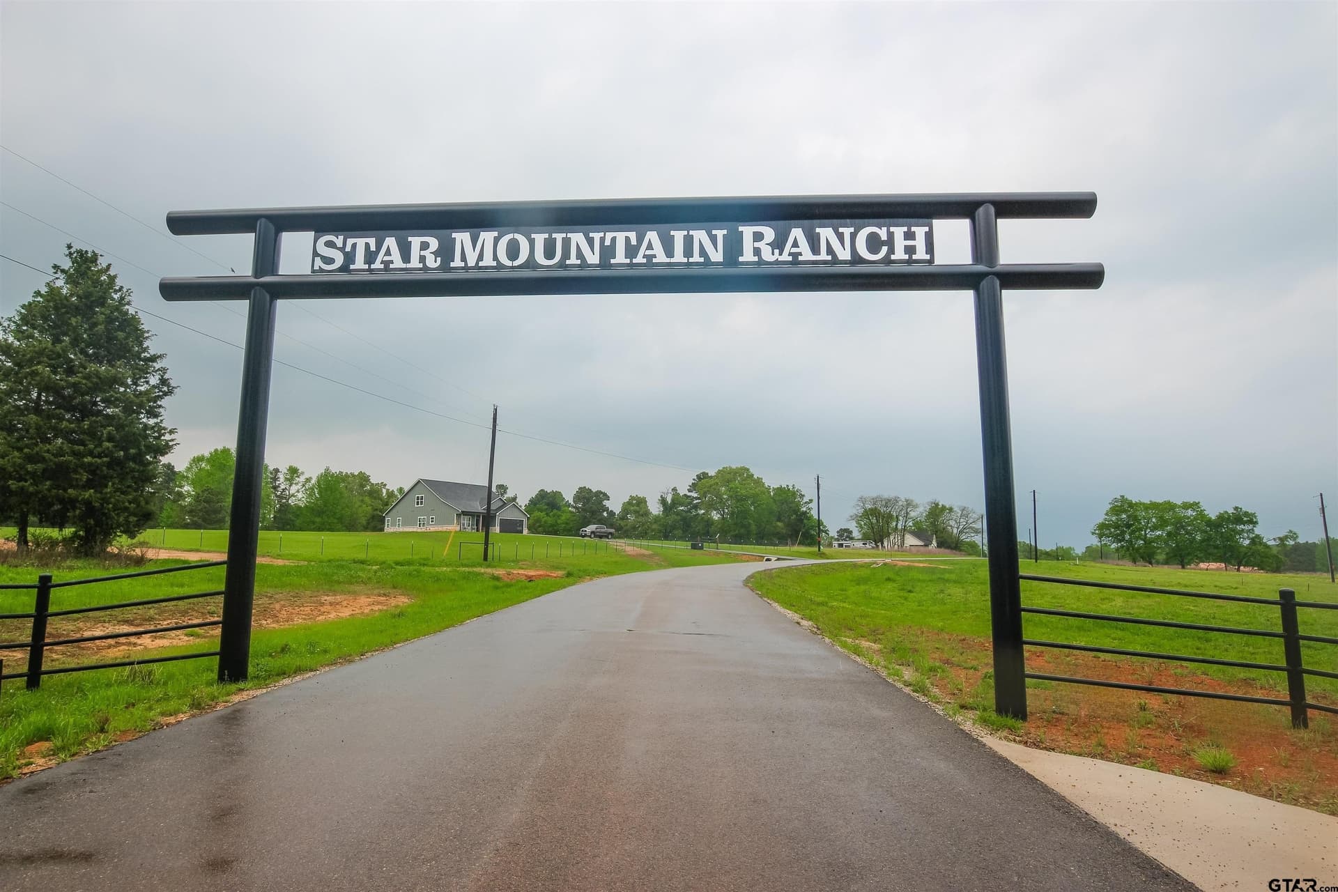 5.2 acres in Smith County gallery image 4